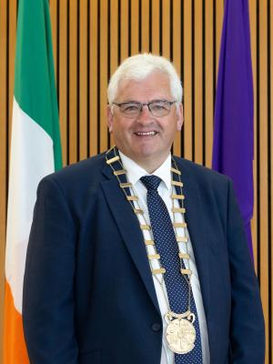 Cathaoirleach Joe Sullivan